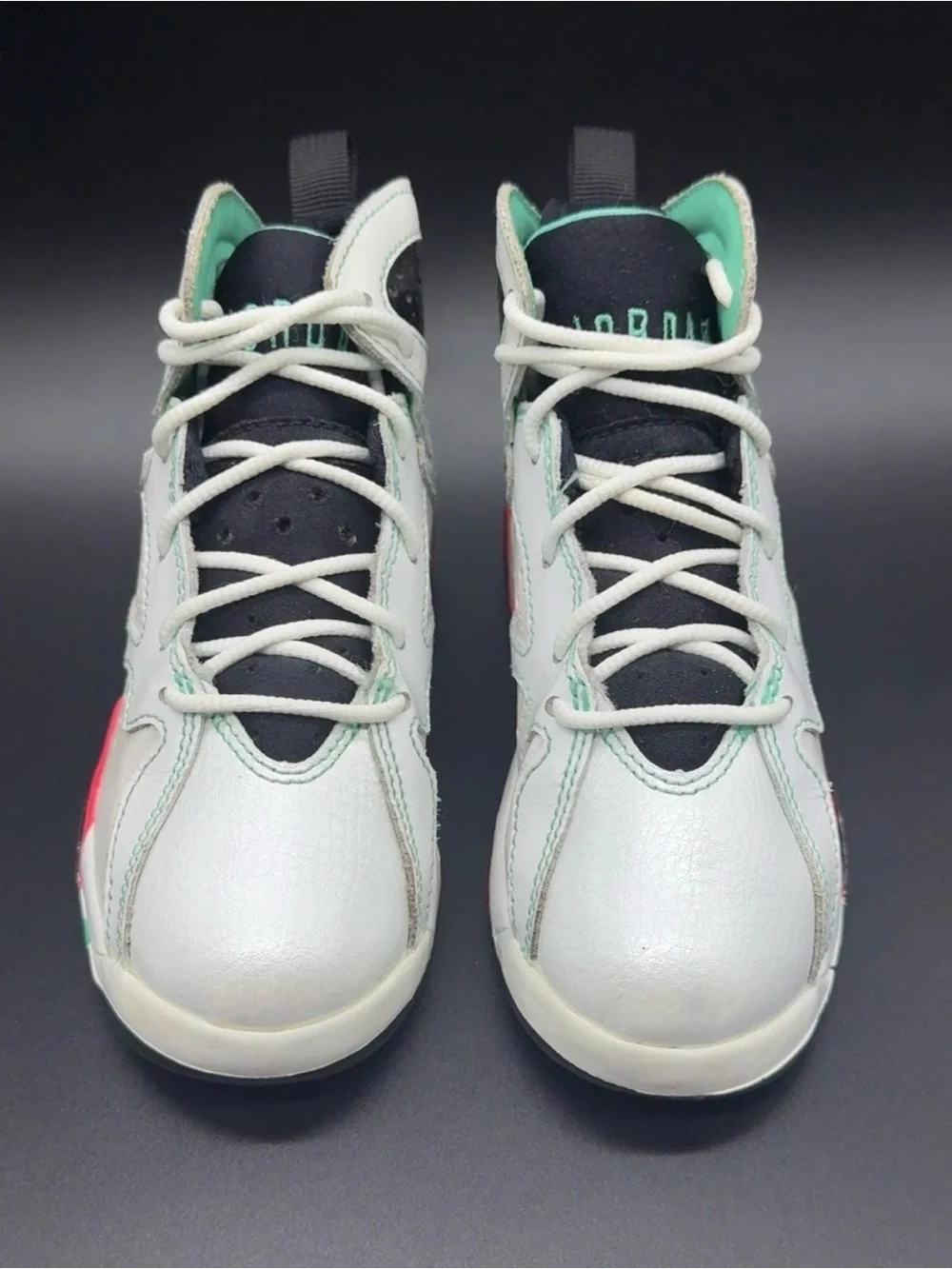 Jordan Air Jordan 7 Retro Unisex Kids size 12c White/Black/Red/Green Leather